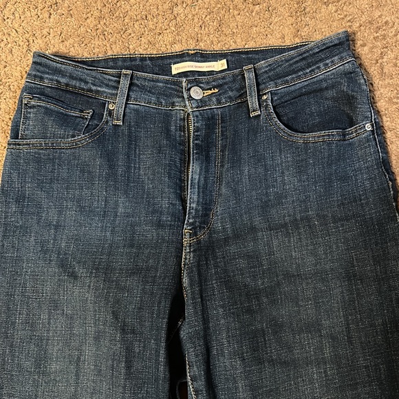 Levis 721 High Rise Skinny Ankle Jeans - Picture 4 of 9